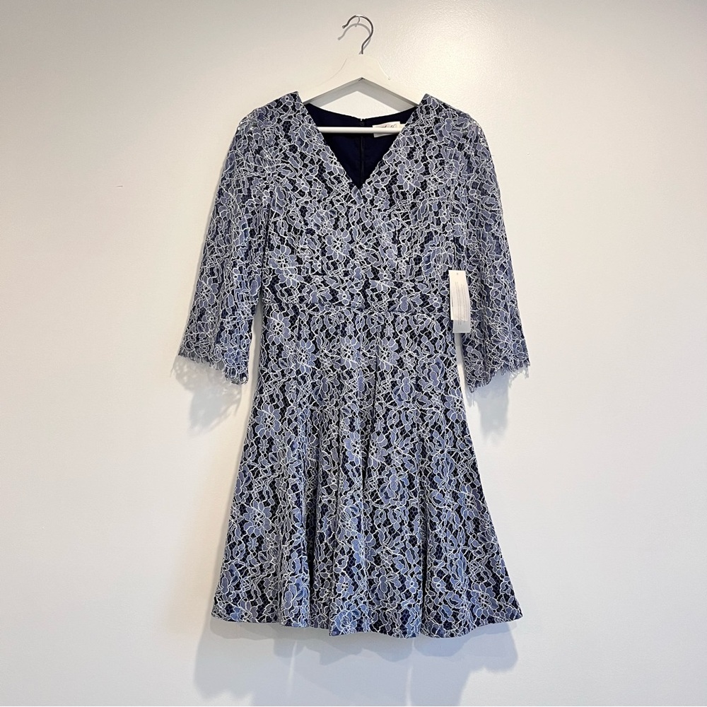 NWT Eliza J Blue Lace Fit Flare V Neck Midi Cocktail Party Dress Women’s Size 2